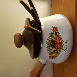 Vintage fondue pot